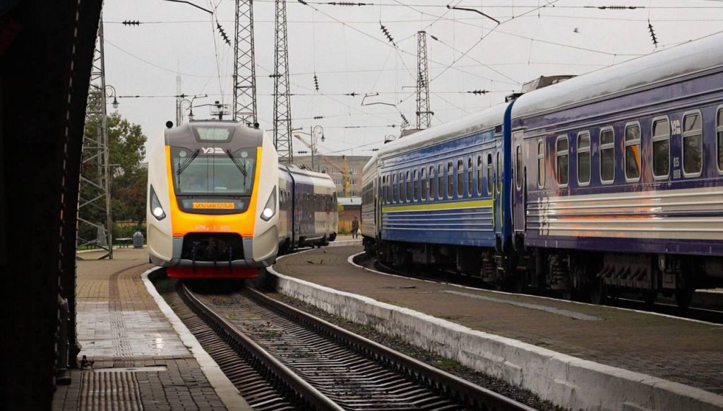 Укрзалізниця презентує нові залізничні сполучення до Чернівців