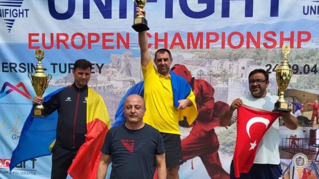 Чернівецькі спортсмени вибороли призові місця на чемпіонаті Європи з універсального бою