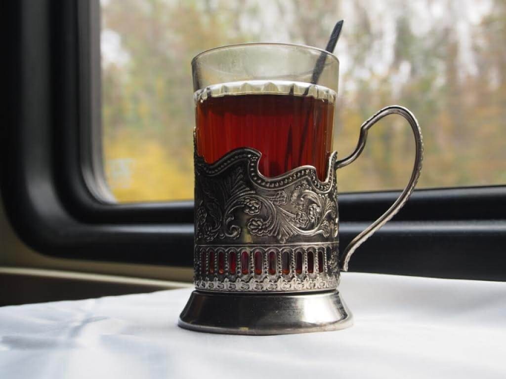 В потягах Укрзалізниці з'явився «бойовий чай»