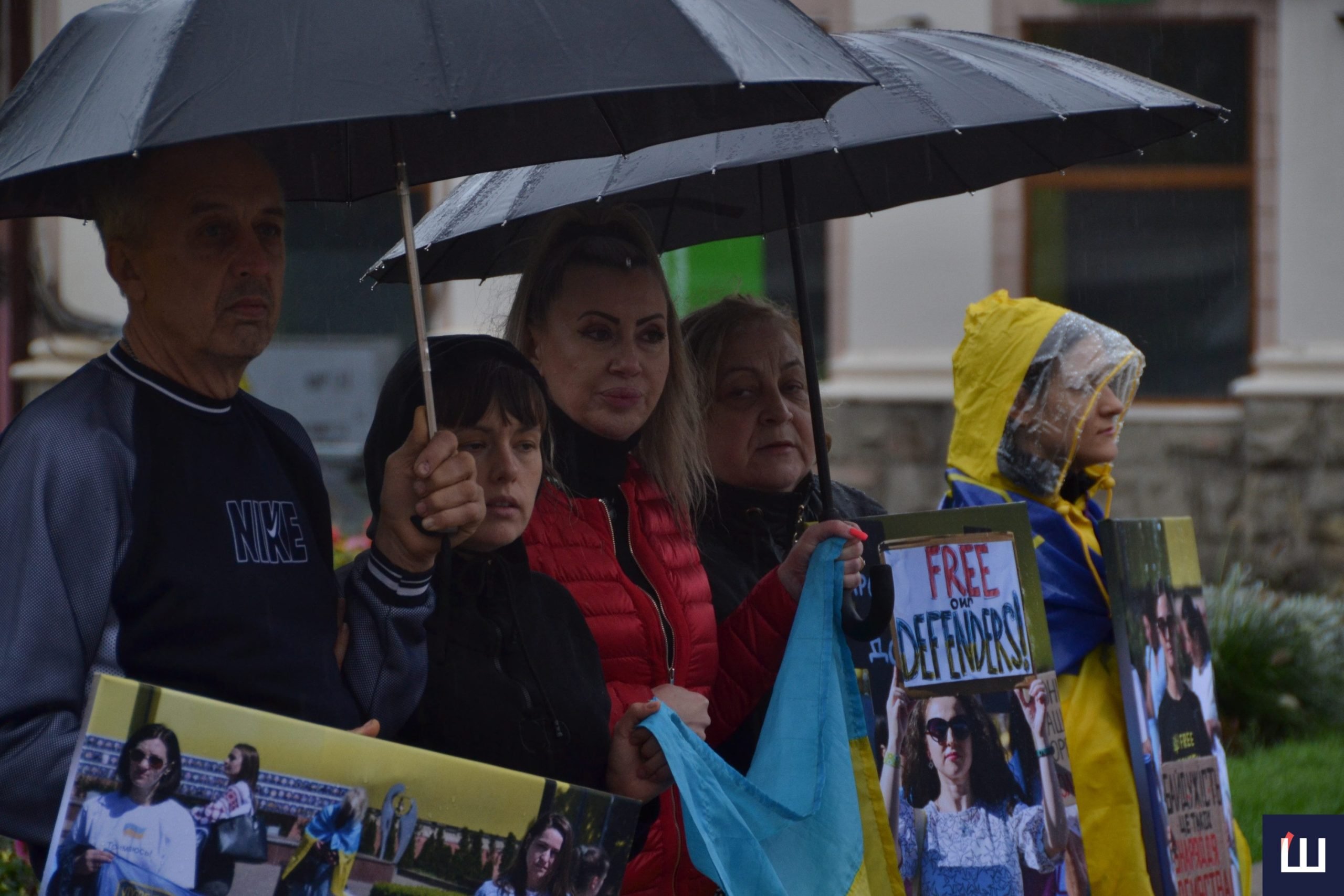 У Чернівцях провели ходу на підтримку військовополонених і зниклих безвісти захисників. Фото