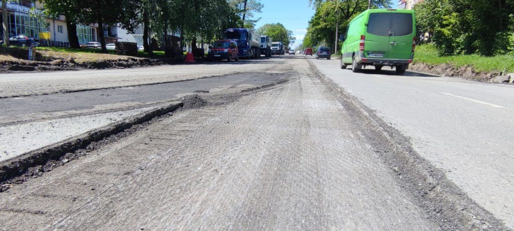 У Чернівцях розпочався поточний ремонт вулиці Південно-Кільцевої
