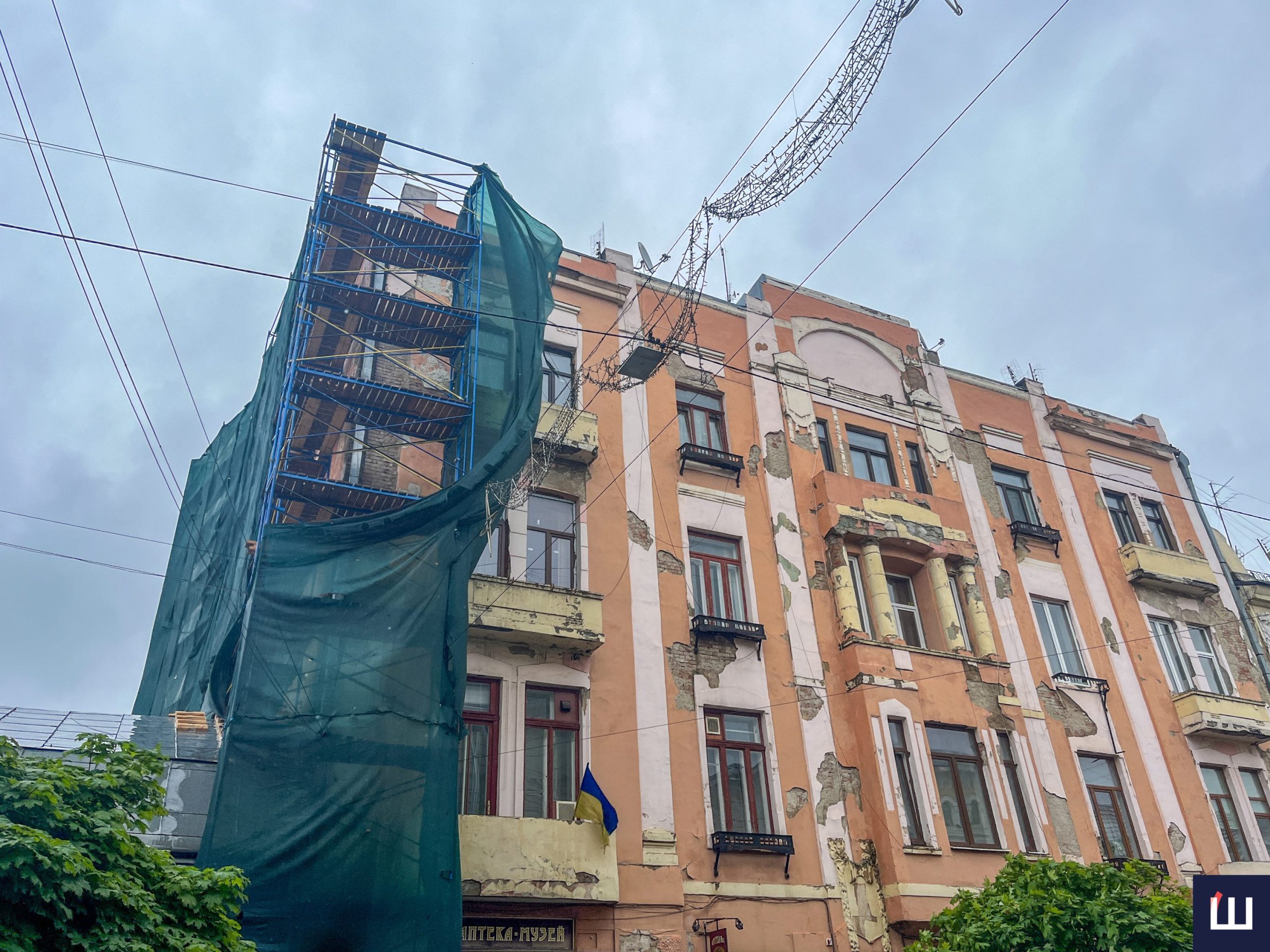 У Чернівцях розпочали реставрацію історичної будівлі на вулиці Ольги Кобилянської