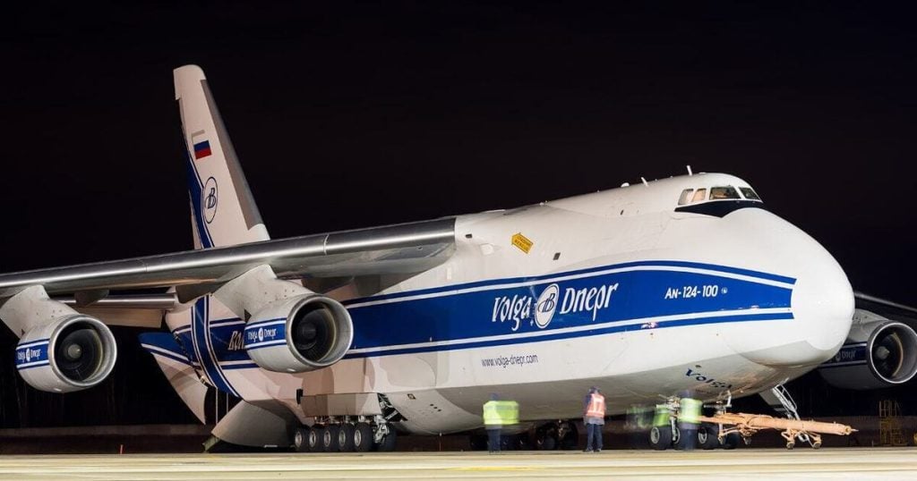 Канада конфіскує вантажний літак Ан-124 «Руслан», який належав росії