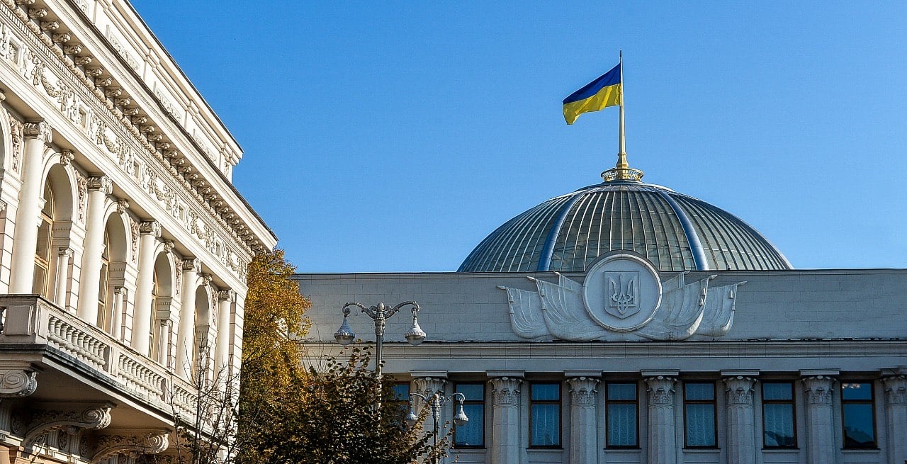 Для іноземців-волонтерів в Україні можуть скасувати візові вимоги на період воєнного стану