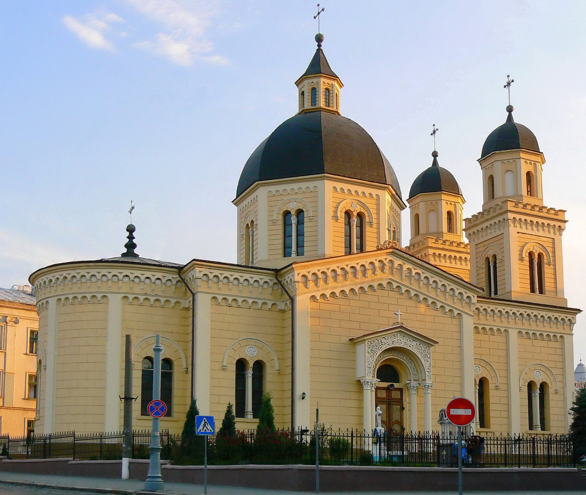 Будуть як і богословські, так і світські предмети: у Чернівцях відкривають духовну семінарію