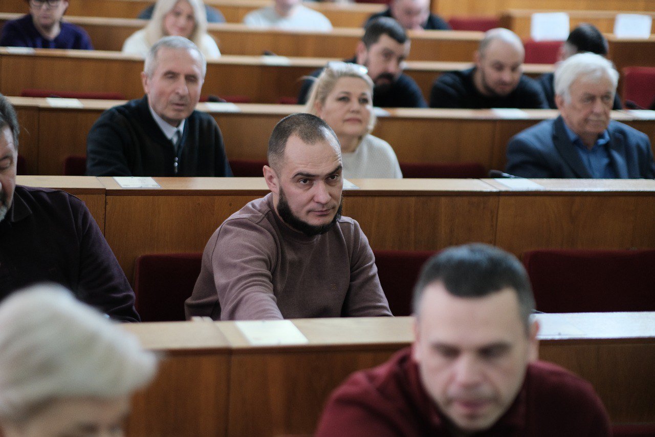 Вплив на ТЦК та «пораховані голоси»: що відомо про злитий аудіозапис, на якому, йомвірно, чути голос Начальник Чернівецької ОВА Запаранюка