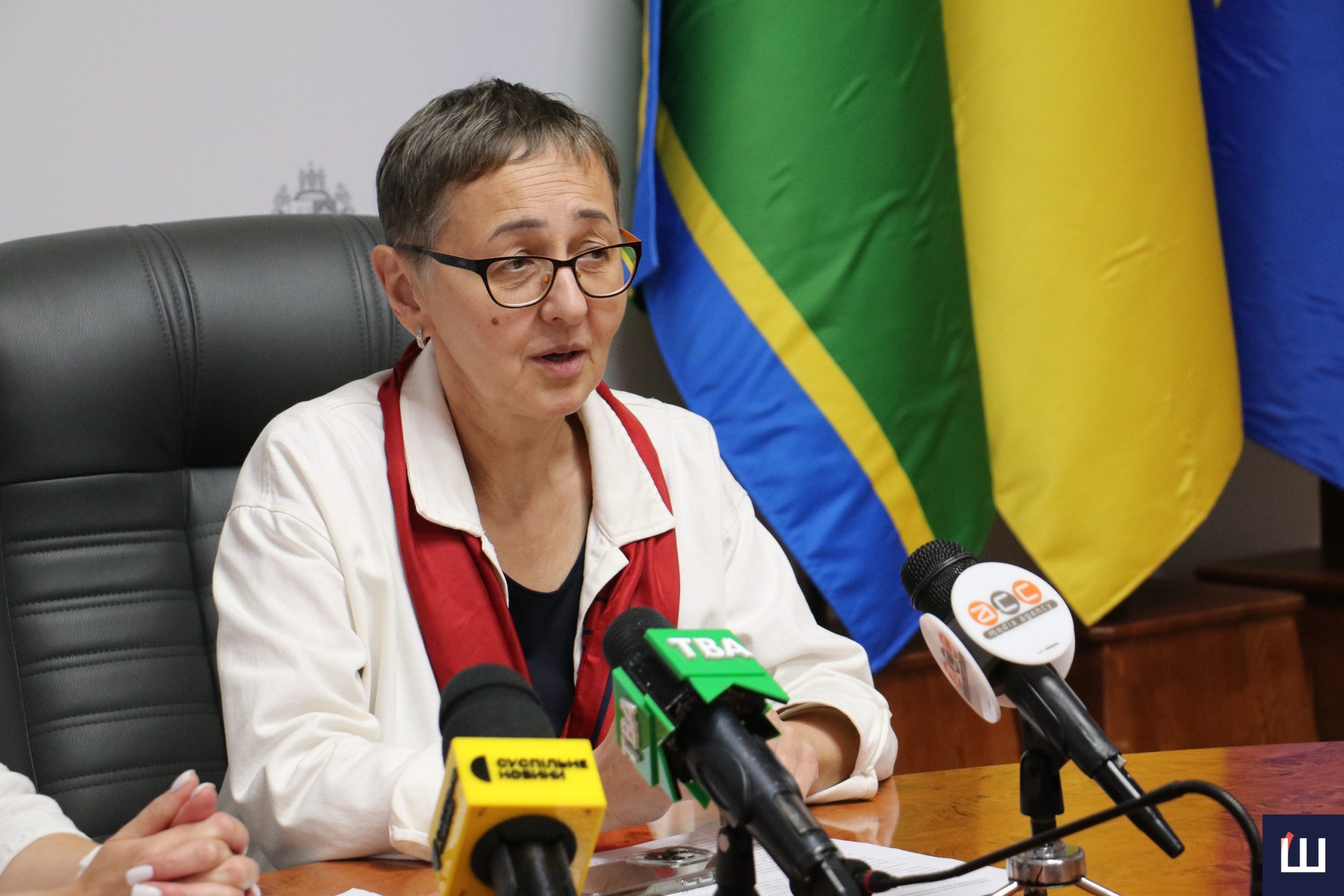 інфекційного відділення обласної клінічної лікарні.
