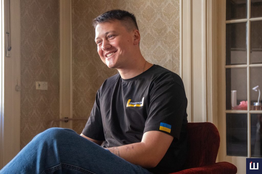 Чому «Гемінгвей нічого не знає»: Інтерв'ю з письменником Артуром Дронем