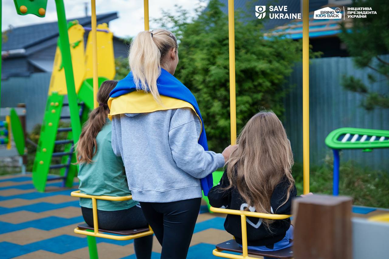 Україна повернула велику групу дітей з тимчасово окупованих територій