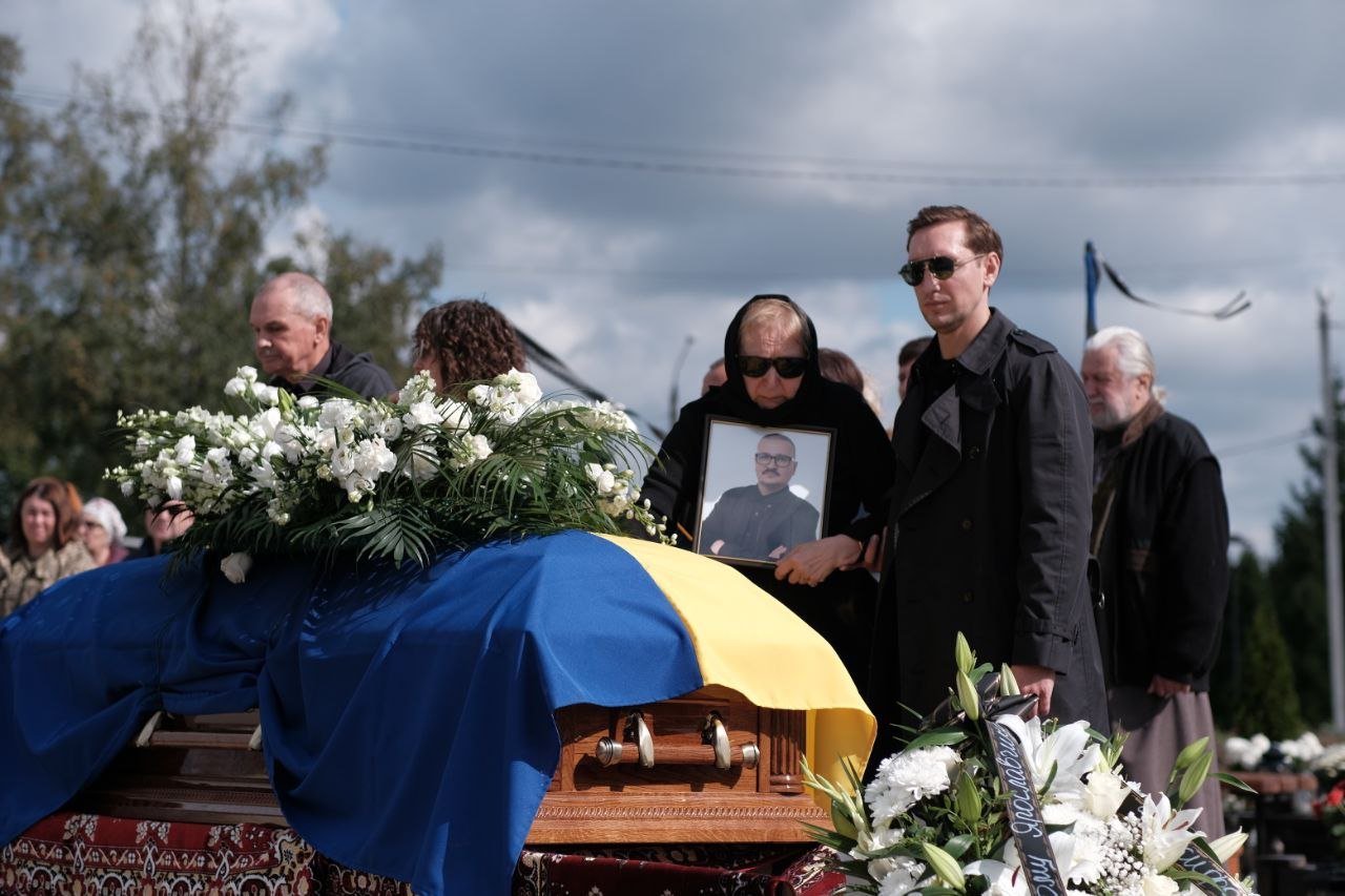 У Чернівцях прощаються з телеоператором Ярославом Левицьким