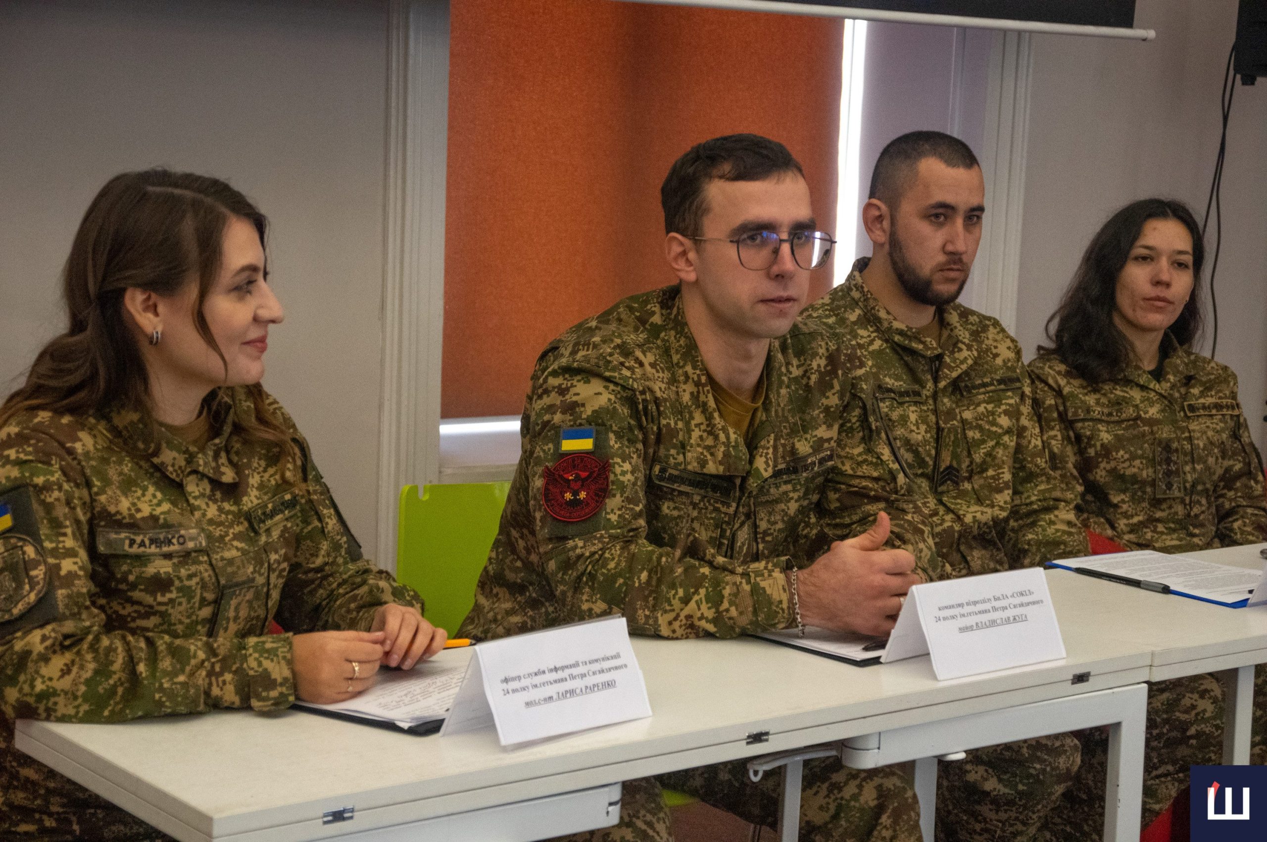 Навчитися керувати дроном можна за два тижні: у Чернівцях презентували підрозділ БпЛА «Сокіл»
