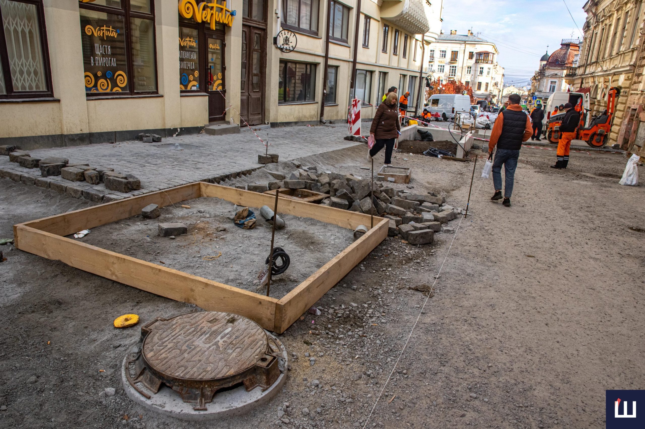 У Чернівцях завершують ремонт на вулиці Заньковецької 