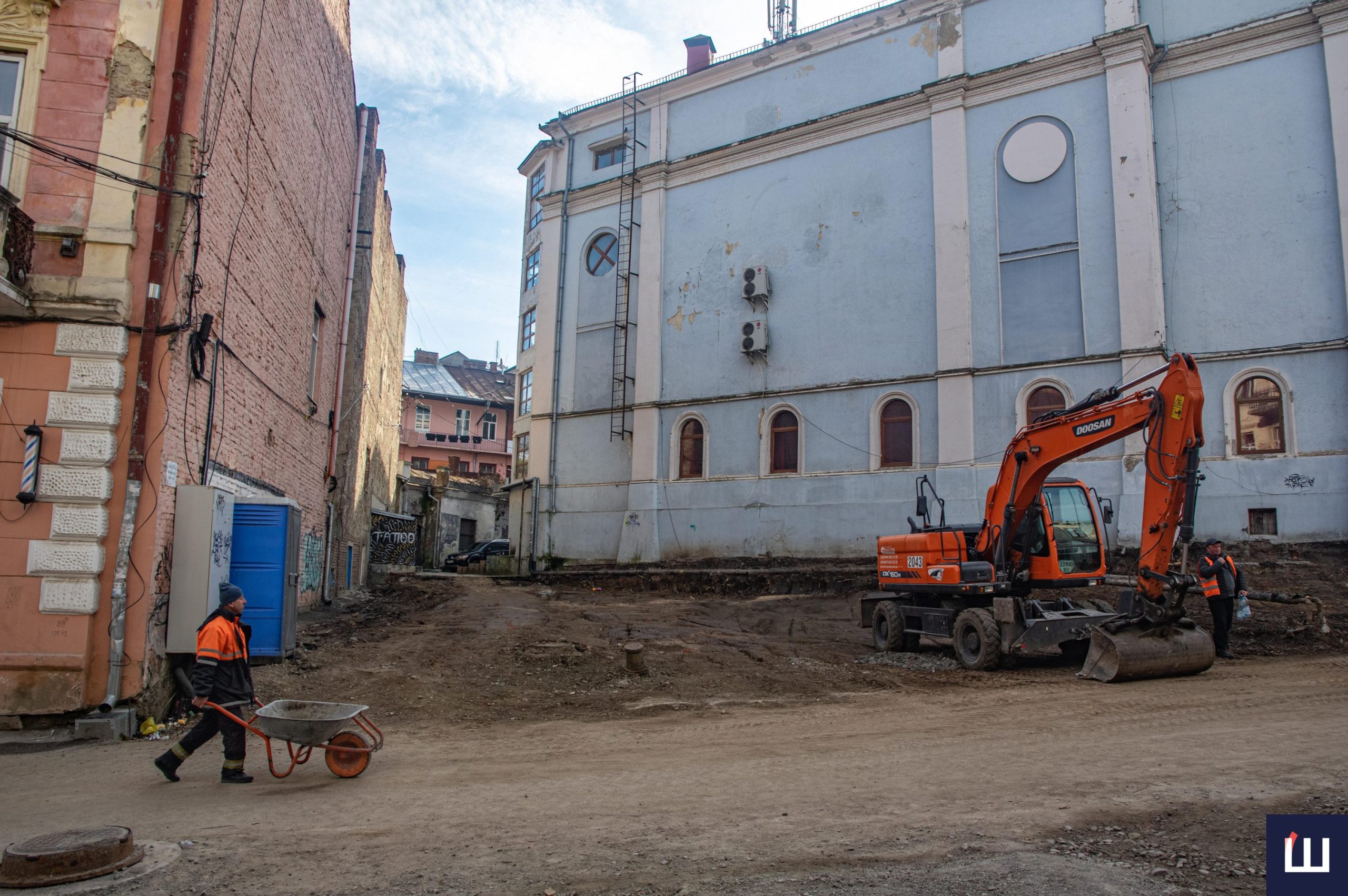 У Чернівцях завершують ремонт на вулиці Заньковецької