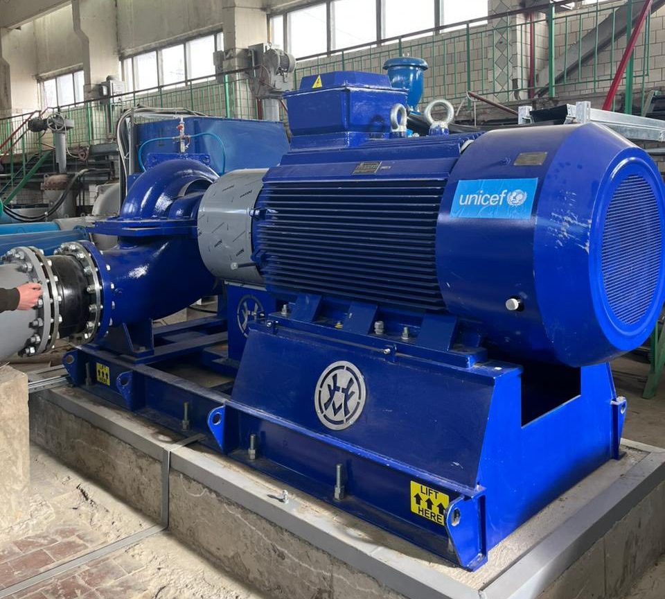 У Чернівціводоканалі оновили насосний агрегат на одній зі станцій водогону