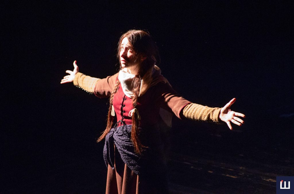 Сцена з російською мовою: у Чернівцях провели преспоказ вистави «Жанна Д’Арк»