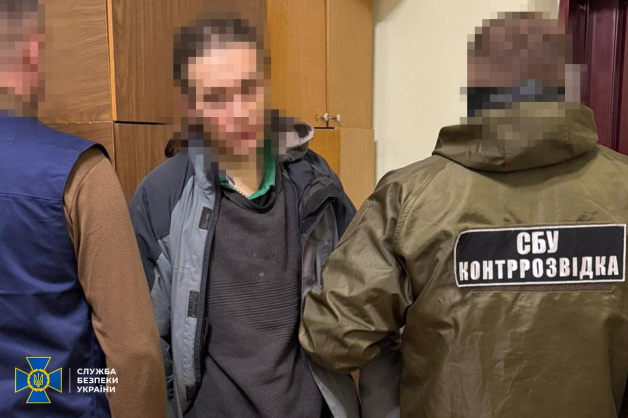 СБУ затримала буковинця, який, ймовірно, збирав інформацію для нового обстріл рф по Чернівцях