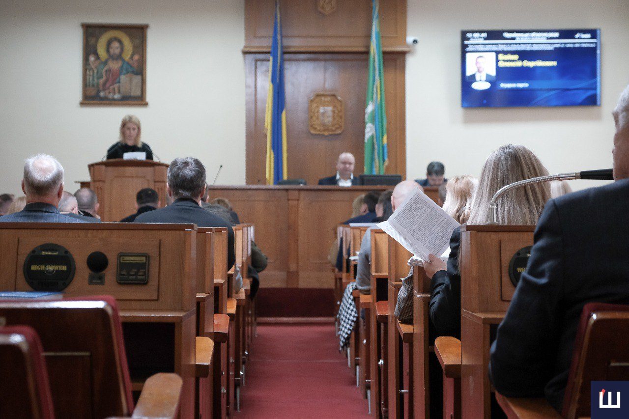 Призначення, перейменування, звернення та перше засідання з новим очільником ОВА: Чернівецька обласна рада зібралася на чергову сесію