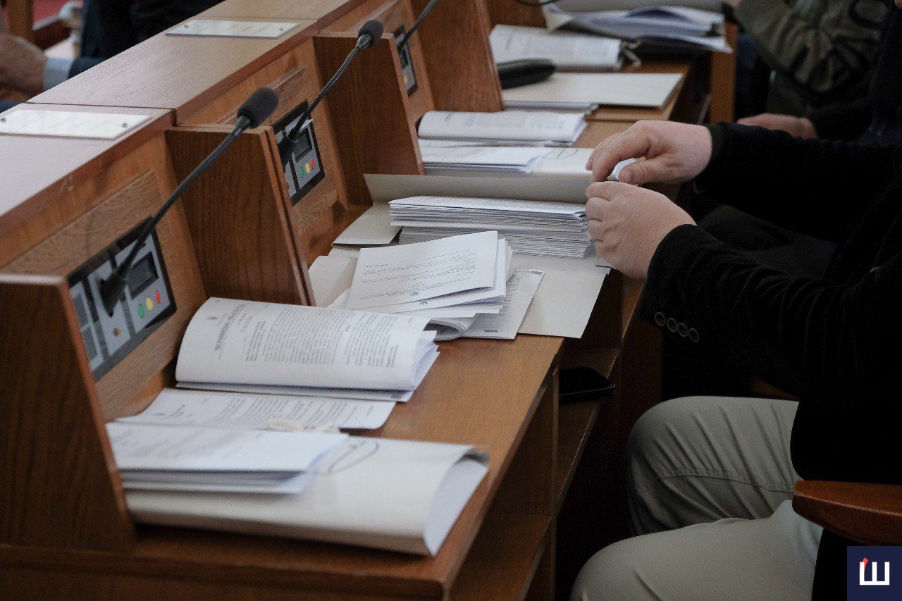 Призначення, перейменування, звернення та перше засідання з новим очільником ОВА: Чернівецька обласна рада зібралася на чергову сесію