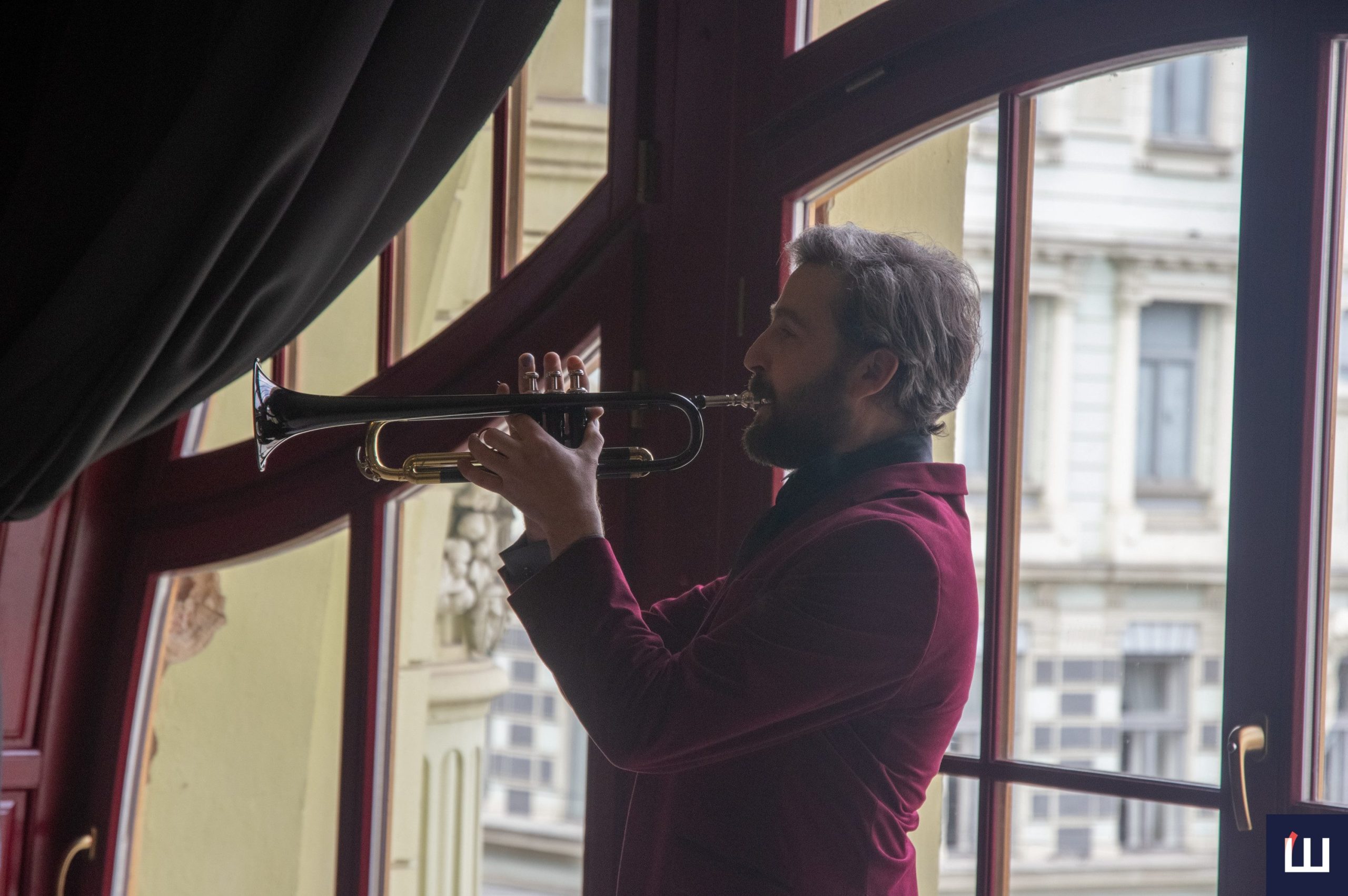 Сторічні плітки, артефакти минулого та новий погляд на Чернівеций театр: якою буде «Цікава екскурсія від директора театру»