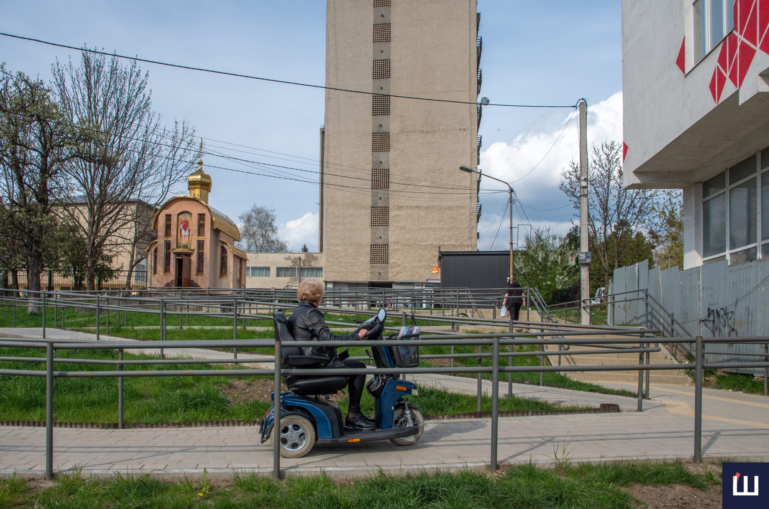 У Чернівцях перевірили безбар'єрний маршрут від Центральної площі до вулиці Фастівської