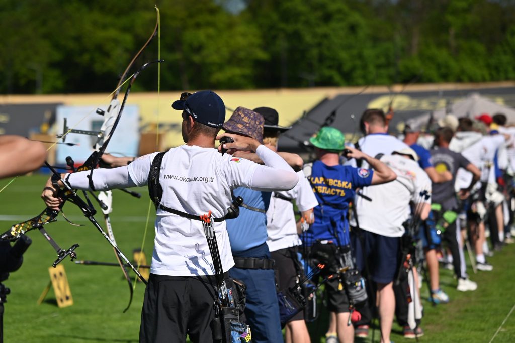 Чернівецькі лучники стали призерами командного чемпіонату України