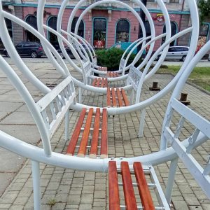 На Соборній площі у Чернівцях завершують благоустрій