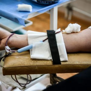 Подарунки, голубці та вино: у Чернівцях відбудеться донорська акція